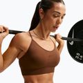 Дамски спортен сутиен Nike Pro Seamless Light Support Sports Bra cacao wow 4
