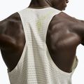 Мъжка тениска за бягане Nike AeroSwift Light Bone 4