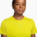 Дамска тениска за бягане Nike Swift Aero-FIT lemon venom/white 3