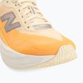 Дамски обувки за бягане New Balance FuelCell Rebel V5 calcium/gumdrop 7