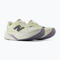 Дамски обувки за бягане New Balance FuelCell Rebel V5 pistachio butter/sea salt 4