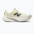 Мъжки обувки за бягане  New Balance FuelCell Rebel V5 pistachio butter/digital mist