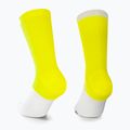 ASSOS GT C2 жълто-бели чорапи за колоездене P13.60.700.3F.0 2