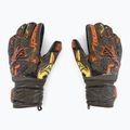 Детски вратарски ръкавици Reusch Attrakt Silver Junior зелени 5372015-5555
