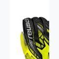 Вратарски ръкавици Reusch Attrakt Solid safety yellow/silver 5