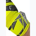 Вратарски ръкавици Reusch Attrakt Solid safety yellow/silver 7