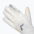 Вратарски ръкавици Reusch Attrakt Gold X Strapless white/silver 4