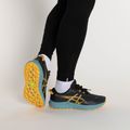 Мъжки обувки за бягане FUJILITE 4 black/honey на ASICS 2
