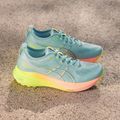 Дамски обувки за бягане ASICS Gel-Kayano 31 Paris light celadon/safety yellow 11