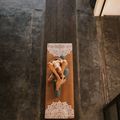 Yoga Design Lab Корк 5,5 мм кафяв Мандала Бяла постелка за йога 6