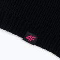Зимна шапка за жени 4F черна H4Z22-CAD001 4