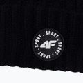 Детска зимна шапка 4F черна HJZ22-JCAM003 4