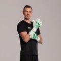 Вратарски ръкавици Football Masters Varis X Pro NC white/green 4