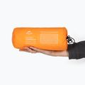 Надуваем матрак Naturehike FC-11 orange 6