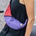 Чанта за рамо Ticket To The Moon Upcycled Sling purple/burgundy 4