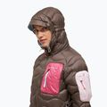 Дамско пухено яке Peak Performance Helium Utility Down terrain tan/mountain blush 4