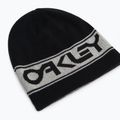 Зимна шапка Oakley TNP Reversible blackout/white 2