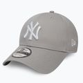 New Era League Essential 9Forty New York Yankees шапка сива 3