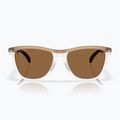 Слънчеви очила Oakley Frogskins Range prizm bronze 2