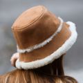 Дамска шапка с периферия EMU Australia Sheepskin chestnut 5