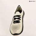 Обувки Crocs LiteRide 360 Pacer bone/black 10