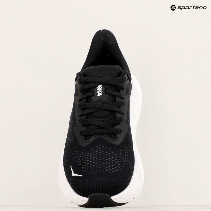 Дамски обувки за бягане HOKA Arahi 7 Wide black/white 9