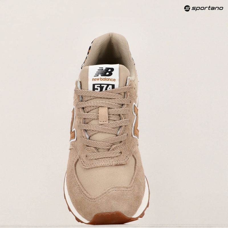 Дамски обувки New Balance 574's V2 brown 15