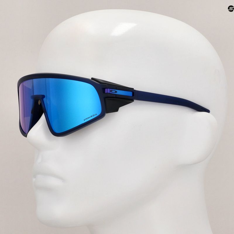 Слънчеви очила Oakley Latch Panel matte trans navy/prizm sapphire 13