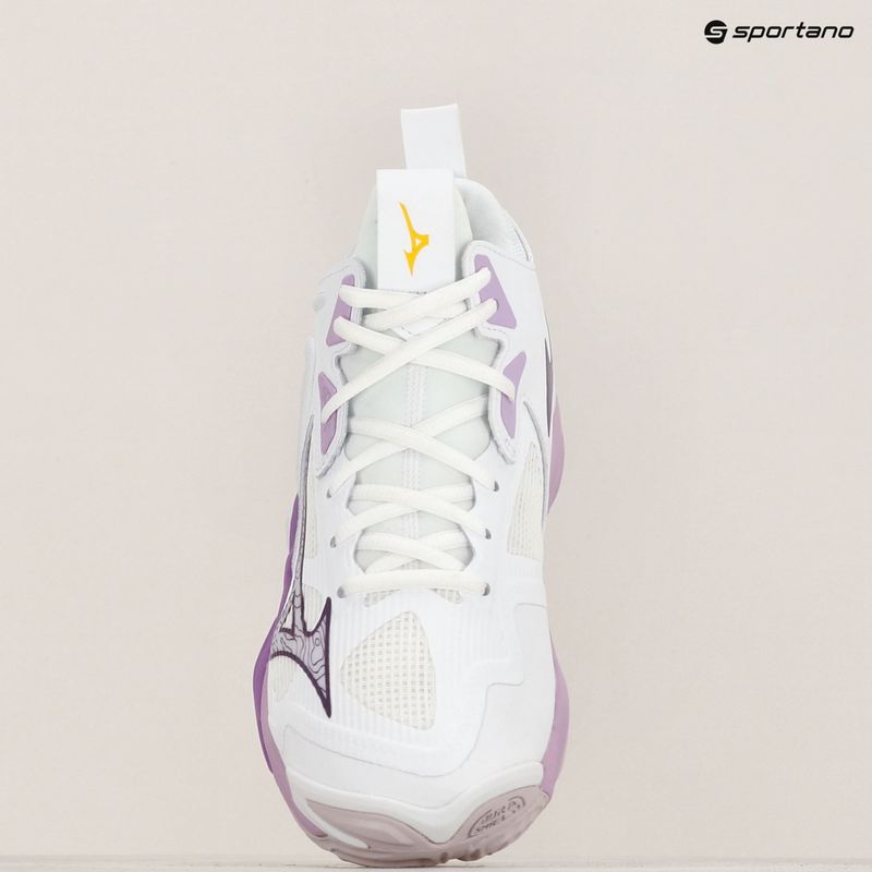 Дамски обувки за волейбол Mizuno Wave Momentum 3 Mid white/patrician purple/quince 9