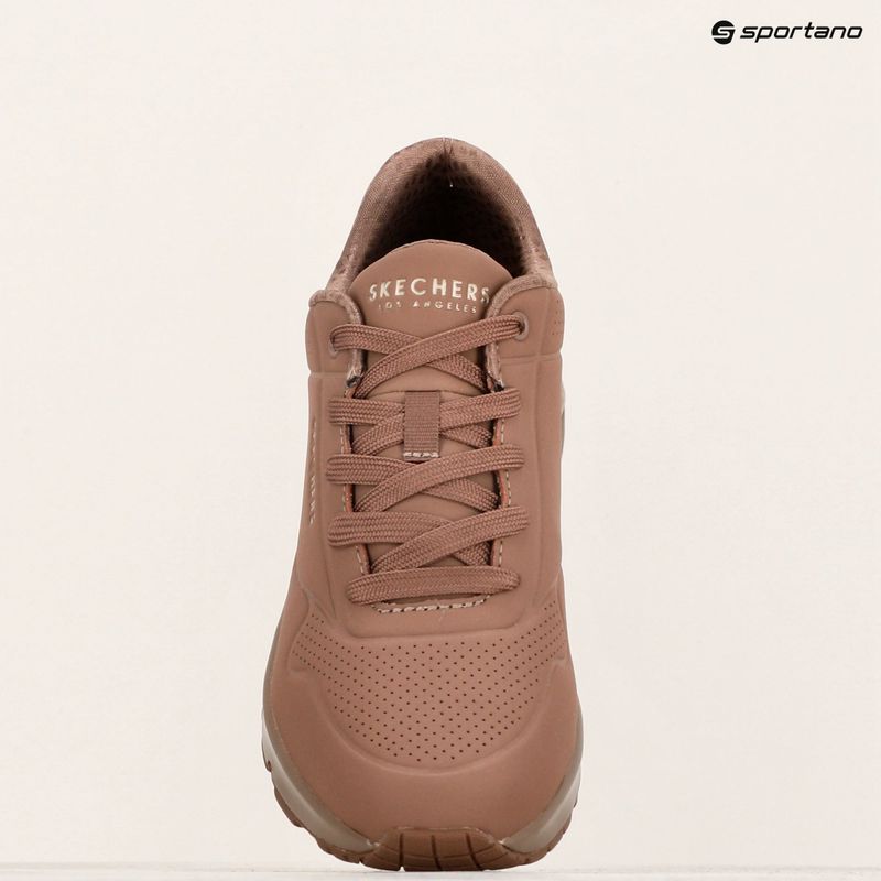 Дамски обувки SKECHERS Uno Stand On Air  brown 14