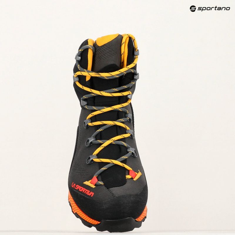 Мъжки обувки за високопланински туризъм La Sportiva Aequilibrium Trek GTX carbon/ yellow 9