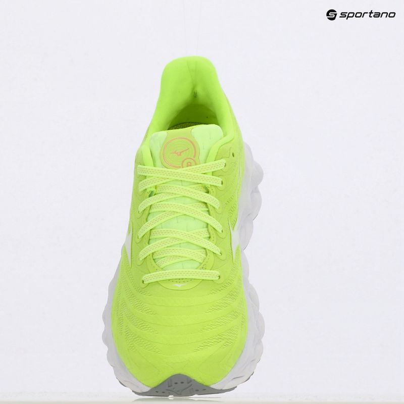 Дамски обувки за бягане Mizuno Wave Sky 8 mizuno neo lime/white/pristine 9
