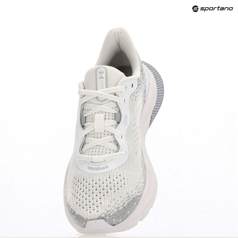 Дамски обувки за бягане Under Armour Hovr Turbulence 2 white/white/metallic silver 15