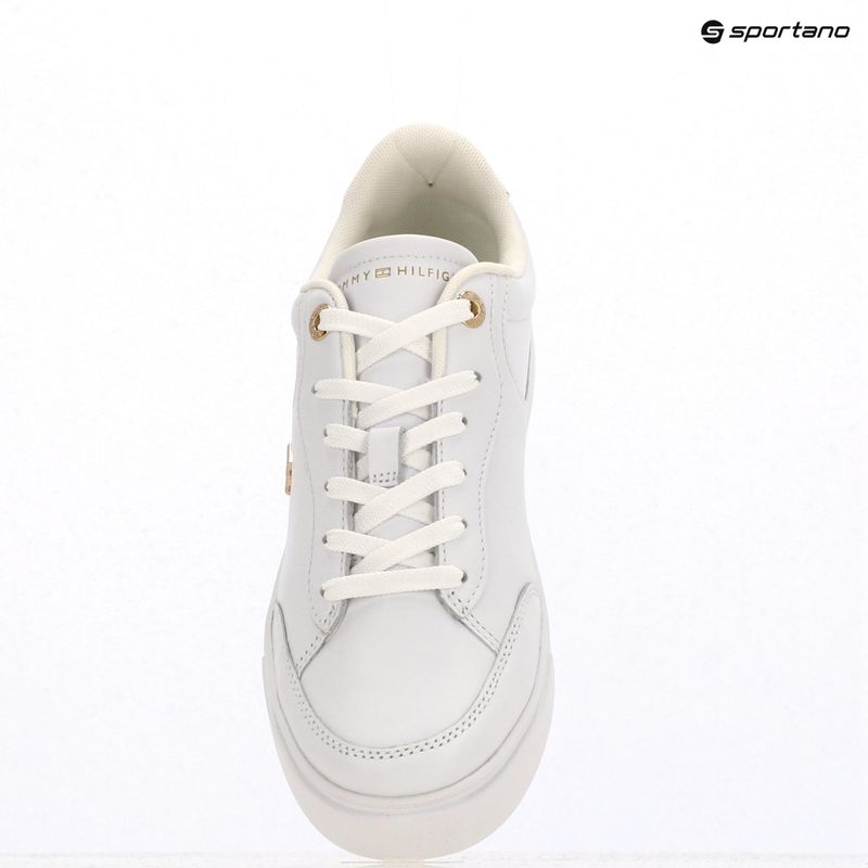 Tommy Hilfiger дамски обувки Essential Chic Court white 9