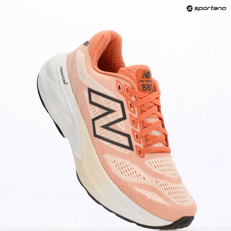 Дамски обувки за бягане New Balance Fresh Foam 880 v15 peach nectar 9
