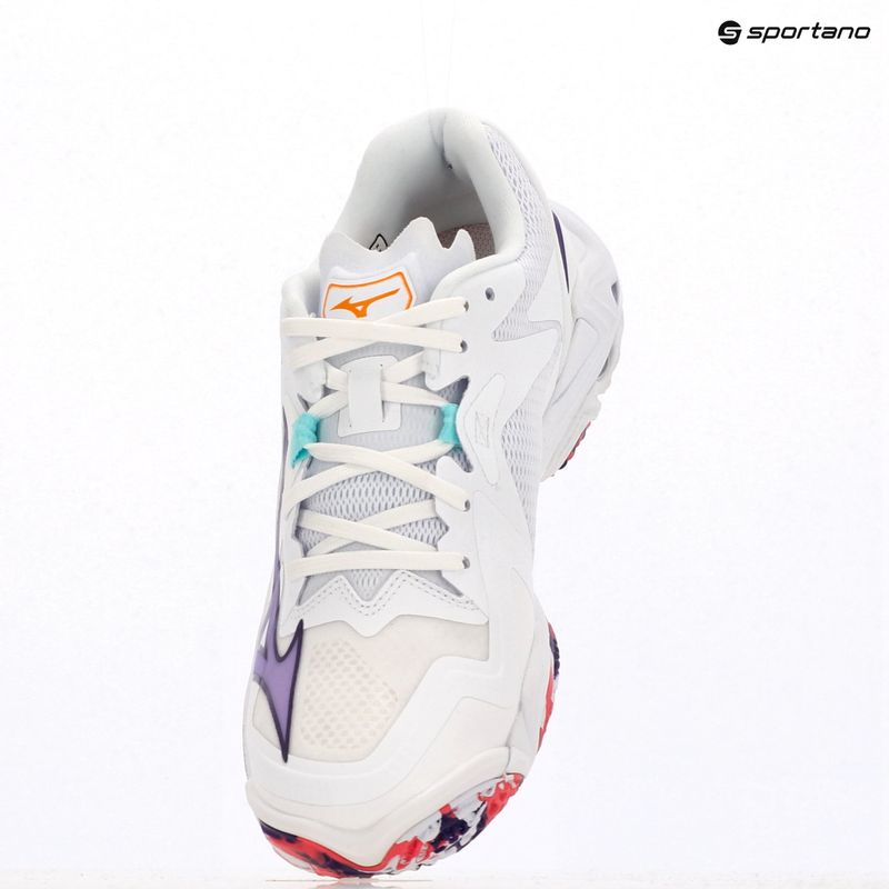 Дамски волейболни обувки Mizuno Wave Lightning Z8 бели/виолетов индиго/camelliaros 18