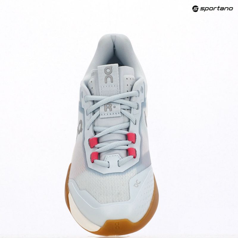 Дамски обувки за тенис On The Roger Advantage Pro W arctic/white 16