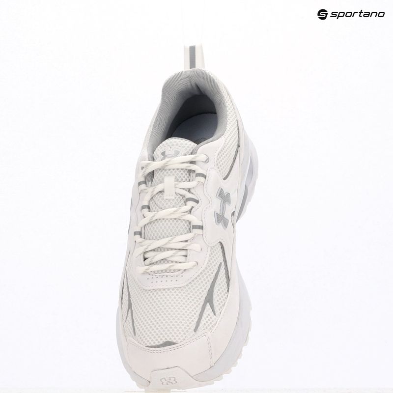 Обувки за тренировка Under Armour Apparition Tech white/white/metallic silver 9