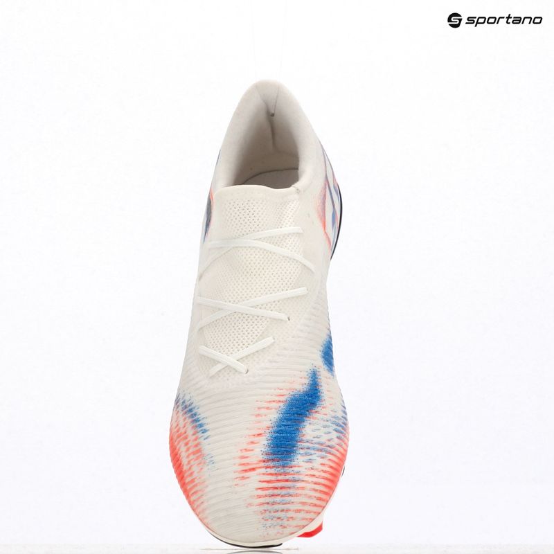 Мъжки футболни обувки PUMA Future 8 Match Low FG/AG puma white/puma black/glowing red 9