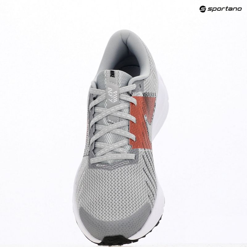 Мъжки обувки за бягане Nike Run Defy wolf grey / bright crimson / black / white 11