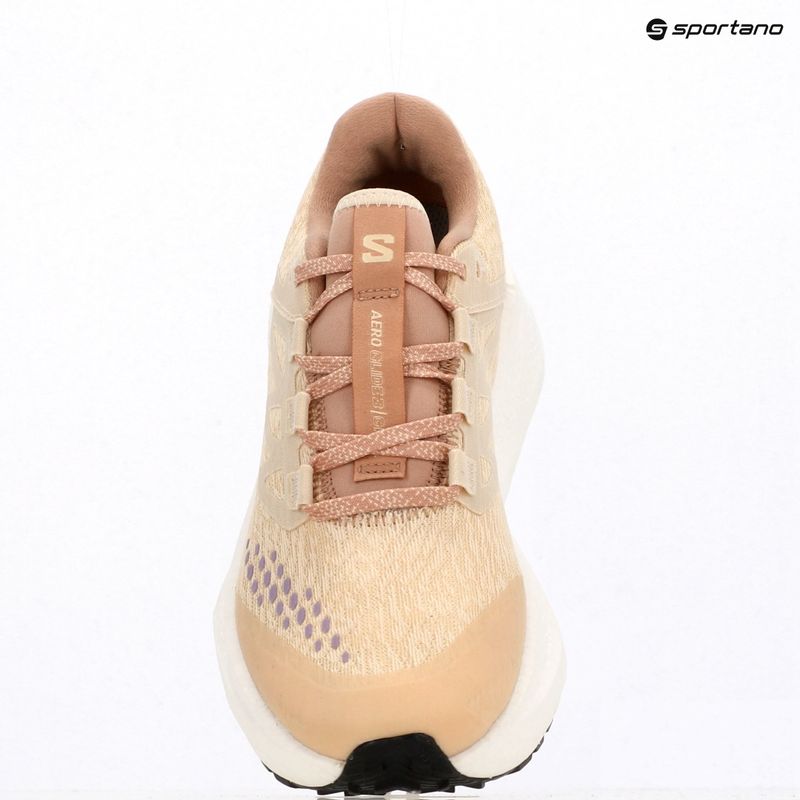 Дамски обувки за бягане Salomon Aero Glide 3 shortbread/white/fushion coral 11