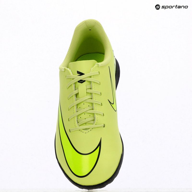Детски футболни обувки Nike Mercurial Vapor 16 Club TF limelight/hyper crimson/volt 11