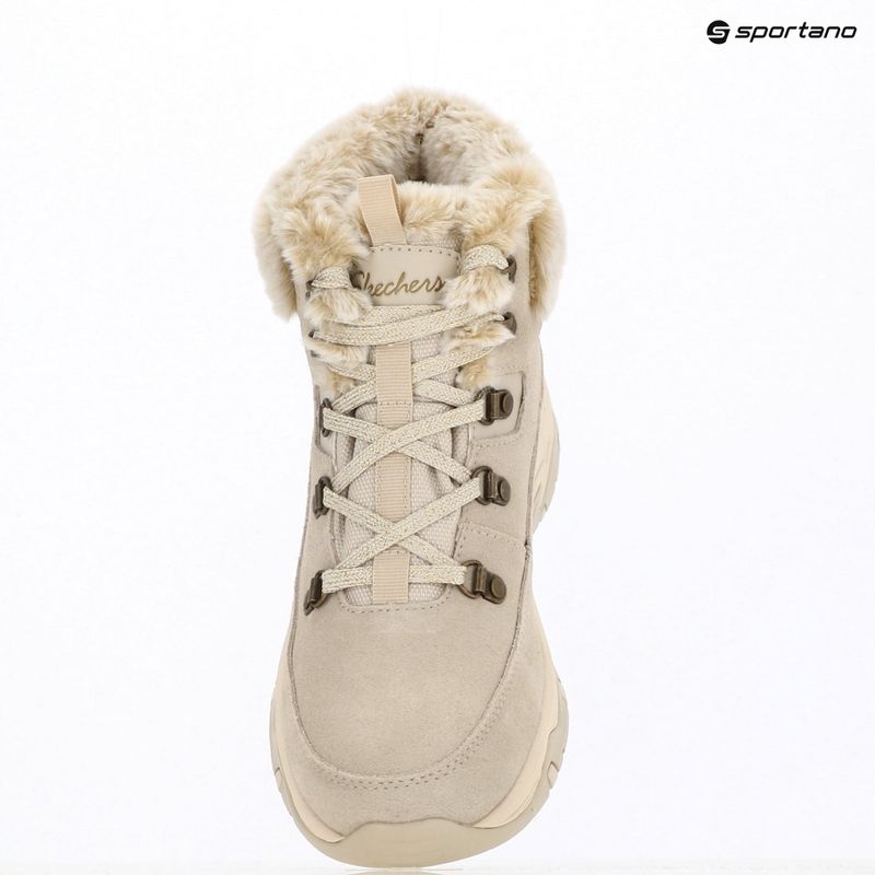 Дамски обувки Skechers Trego Snow Worries natural 9