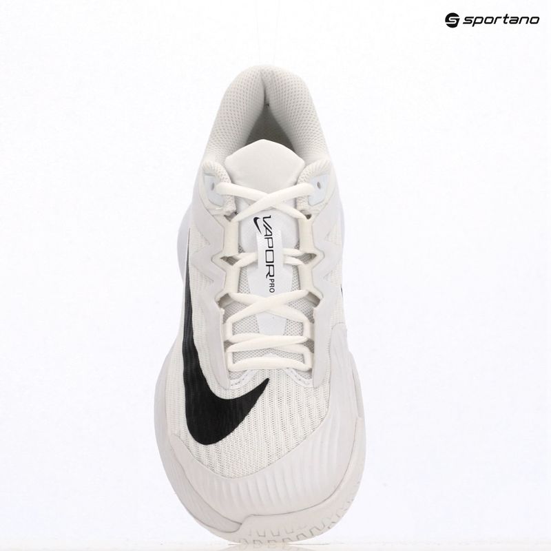 Мъжки тенис обувки Nike Vapor Pro 3 бяло/черно 11
