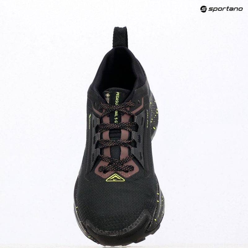 Дамски обувки за бягане Nike Pegasus Trail 5 GTX black/phantom/tattoo/volt ice 11