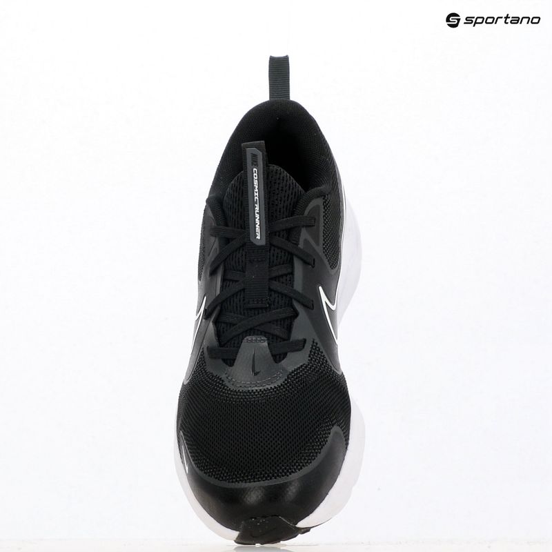 Детски обувки за бягане Nike Cosmic Runner black/anthracite/white 11