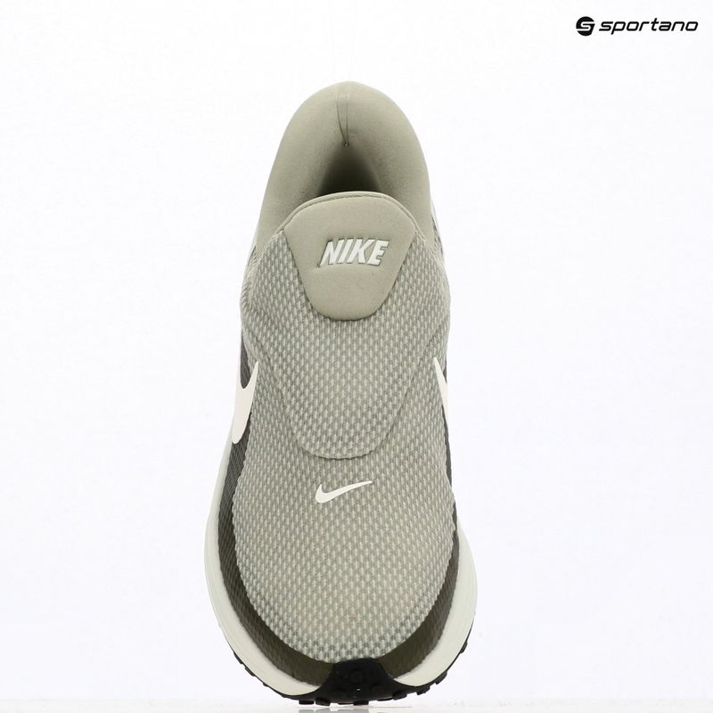 Мъжки обувки за бягане Nike Revolution 8 EasyOn spruce fog/cargo khaki/spruce aura/sail 12