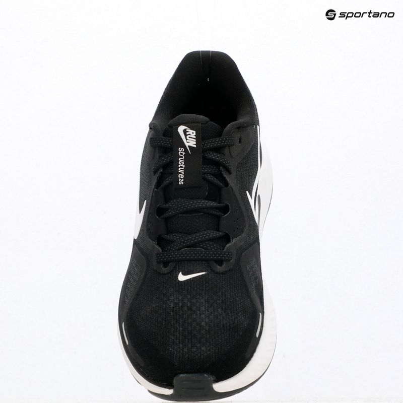 Дамски обувки за бягане Nike Structure 26 black/cool grey/metallic silver/white 17