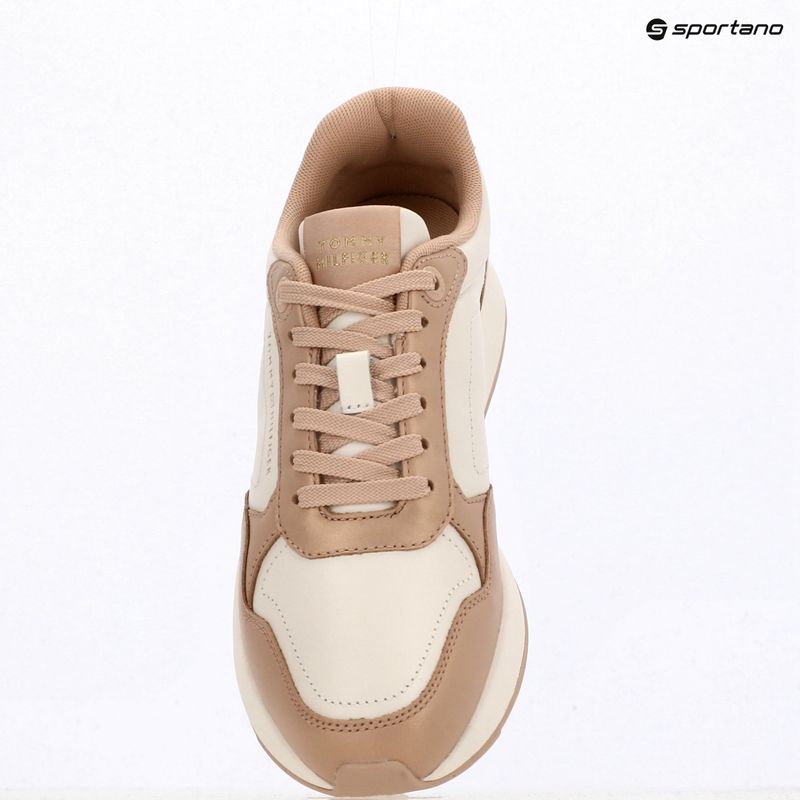 Дамски обувки Tommy Hilfiger Chic Eva Runner Misty blush/ancient white 9