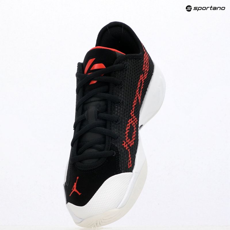Мъжки баскетболни обувки Nike Jordan Luka 77 black/white/university red 12